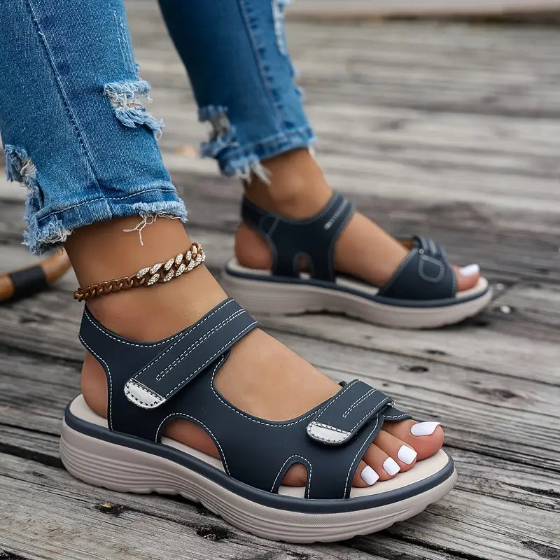 Alia – Behagelige sandaler med kilehæl og ankelrem™