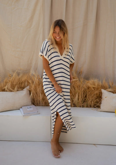 Sophia™ | Gestreepte gebreide zomerjurk